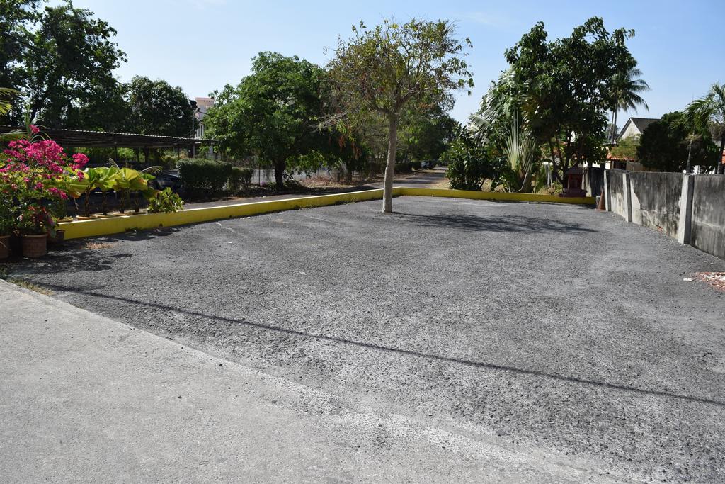Hotel Sri Garden Sdn. Bhd. Kangar Exteriér fotografie