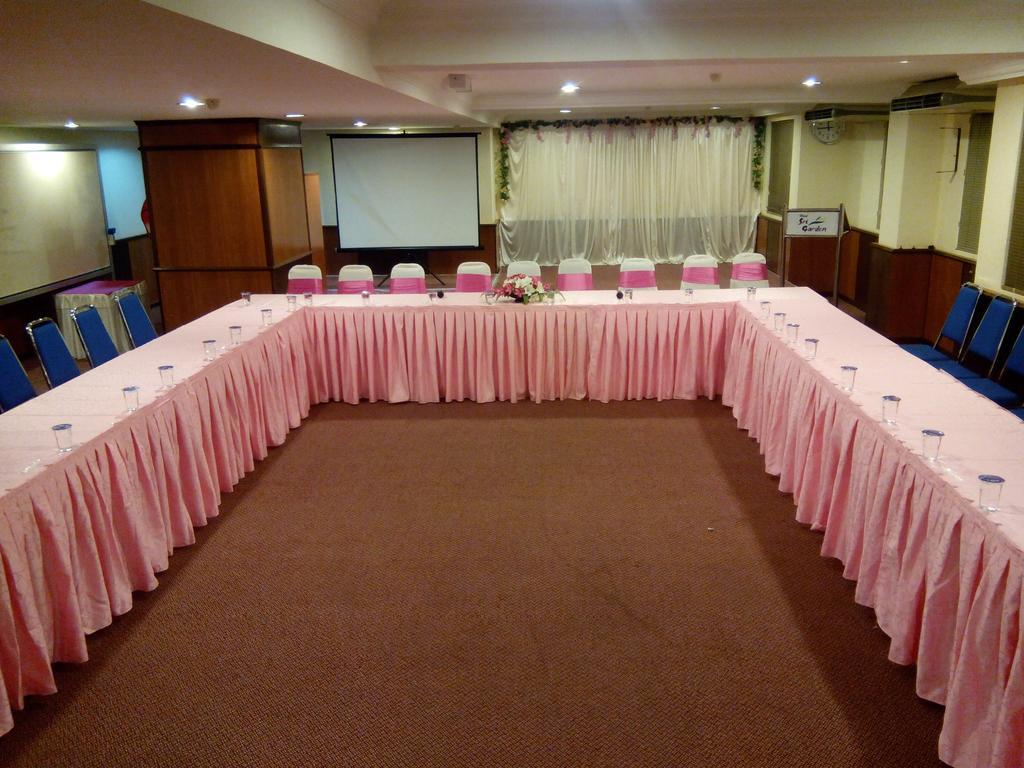Hotel Sri Garden Sdn. Bhd. Kangar Exteriér fotografie
